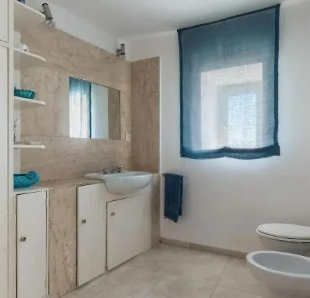 Sea View On The Rocks *